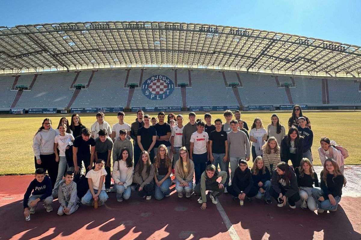 „HRVATSKA NASTAVA IZ HESSENA NA TERENU“: Učenici otkrili ljepote, povijest i duh domovine Hrvatske „HRVATSKA NASTAVA IZ HESSENA NA TERENU“: Učenici otkrili ljepote, povijest i duh domovine Hrvatske