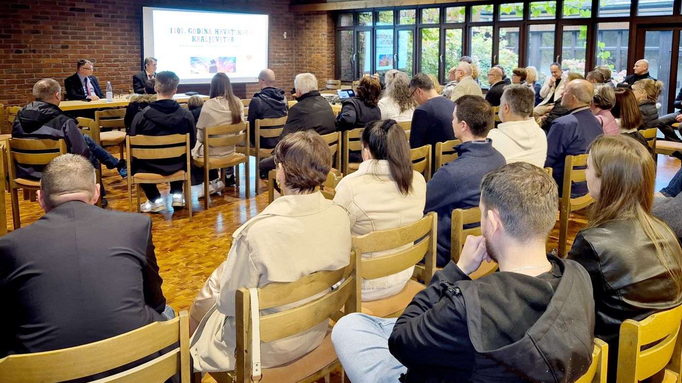 U ESSENU I BIELEFELDU: Tematskim predavanjima obilježena 1100. obljetnica Hrvatskoga Kraljevstva  
