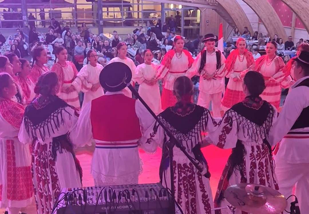 ZAJEDNO 15 GODINA: Cro Zillertal iz Tirola svečano obilježio veliki jubilej, u goste im došli folkloraši iz Augsburga Cro Zillertal iz Tirola svečano obilježio veliki jubilej / Foto: Fenix (MR)