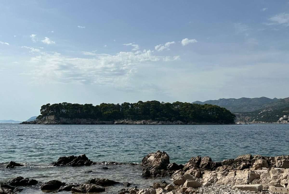 Otočić Daksa ispred Dubrovnika / Foto: Fenix (SIM)