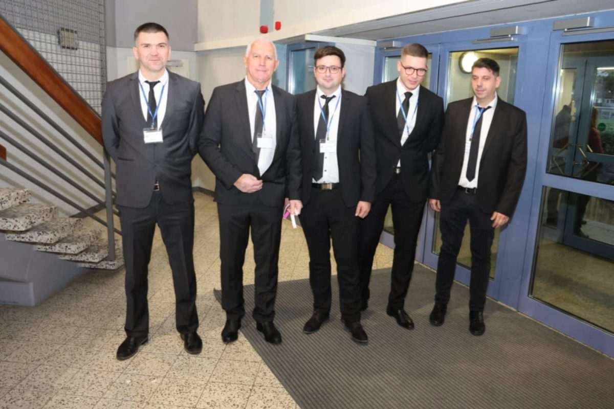 SNAŽNE PORUKE S HERCEGOVAČKE VEČERI U FILDERSTADTU KOD STUTTGARTA: Hercegovinu nismo mukte dobili, čuvajmo je, budimo ponosni... Hercegovačka večer u Filderstadtu kod Stuttgarta / Foto: Fenix (Željko Cindrić)