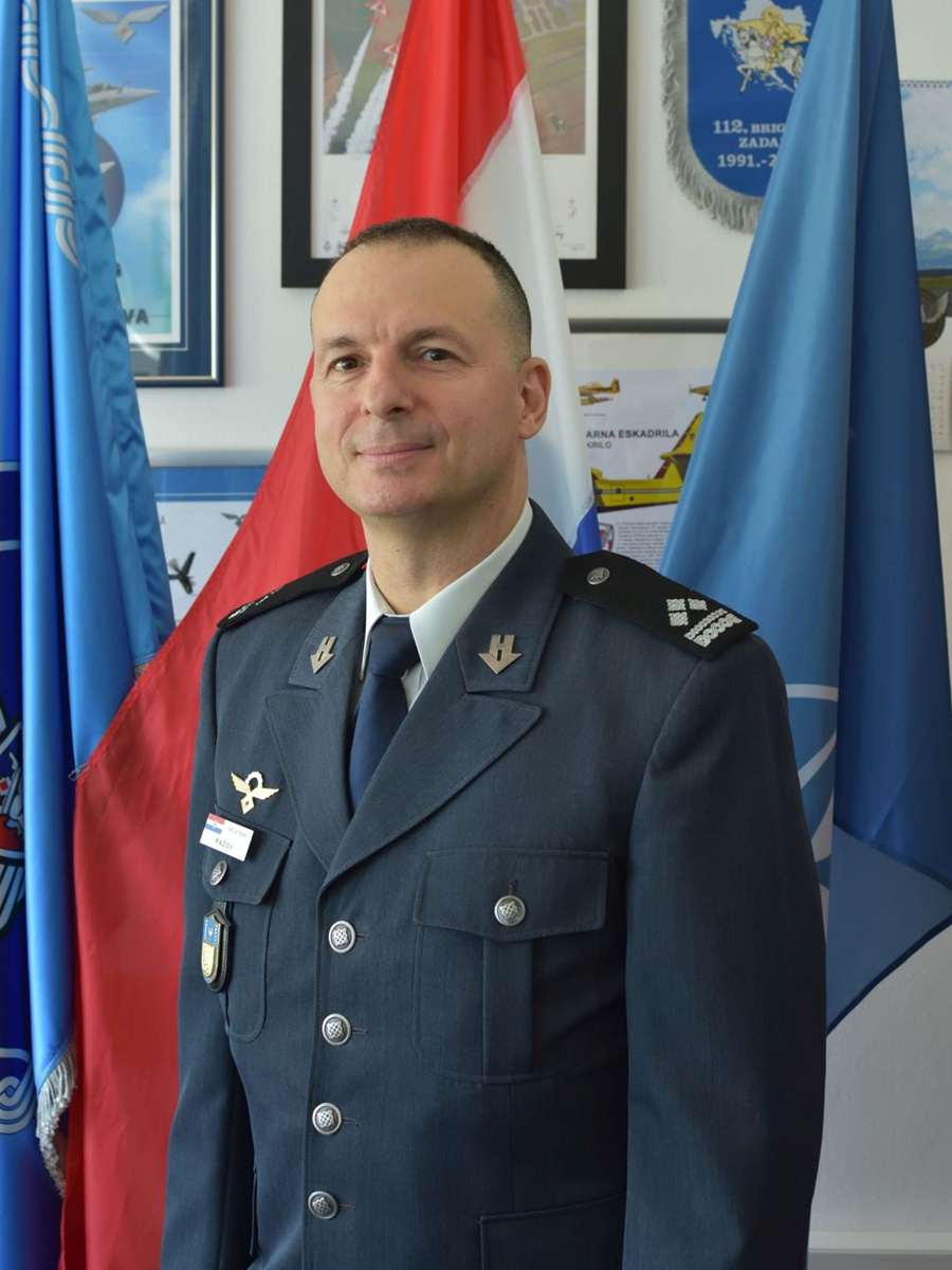 MILANOVIĆ DONIO ODLUKU: Ovo je novi zapovjednik Hrvatskog ratnog zrakoplovstva Krešimir Razov