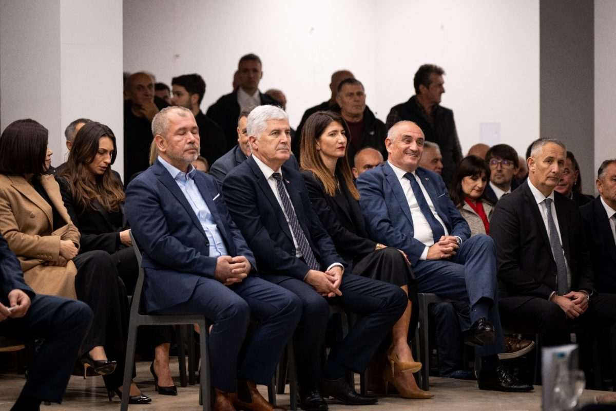 34. OBLJETNICA UTEMELJENJA HRVATSKE ZAJEDNICE HERCEG-BOSNE: Istina, svjedočanstvo i sjećanje u središtu svečanosti