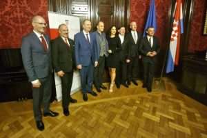 MEĐIMURSKA POPEVKA OSVOJILA BEČ: Ovacije Bečana Mariji Vidović i Dubrovačkim simfoničarima