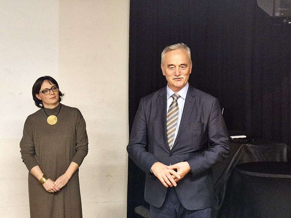 IMPRESIVAN UMJETNIKOV ŽIVOT I DJELA: Premijera filma “Tihi skitnica” o likovnom velikanu Virgiliju Nevjestiću oduševila Bečane