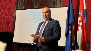 HRVATI BEČA TO NE PAMTE: Veliko zanimanje za predavanje o kralju Tomislavu i hrvatskom kraljevstvu