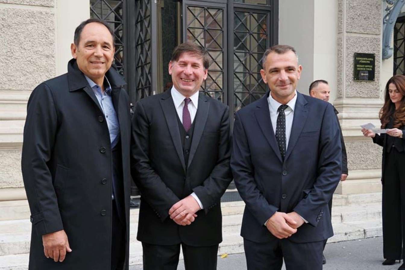 MEĐIMURSKA POPEVKA OSVOJILA BEČ: Ovacije Bečana Mariji Vidović i Dubrovačkim simfoničarima