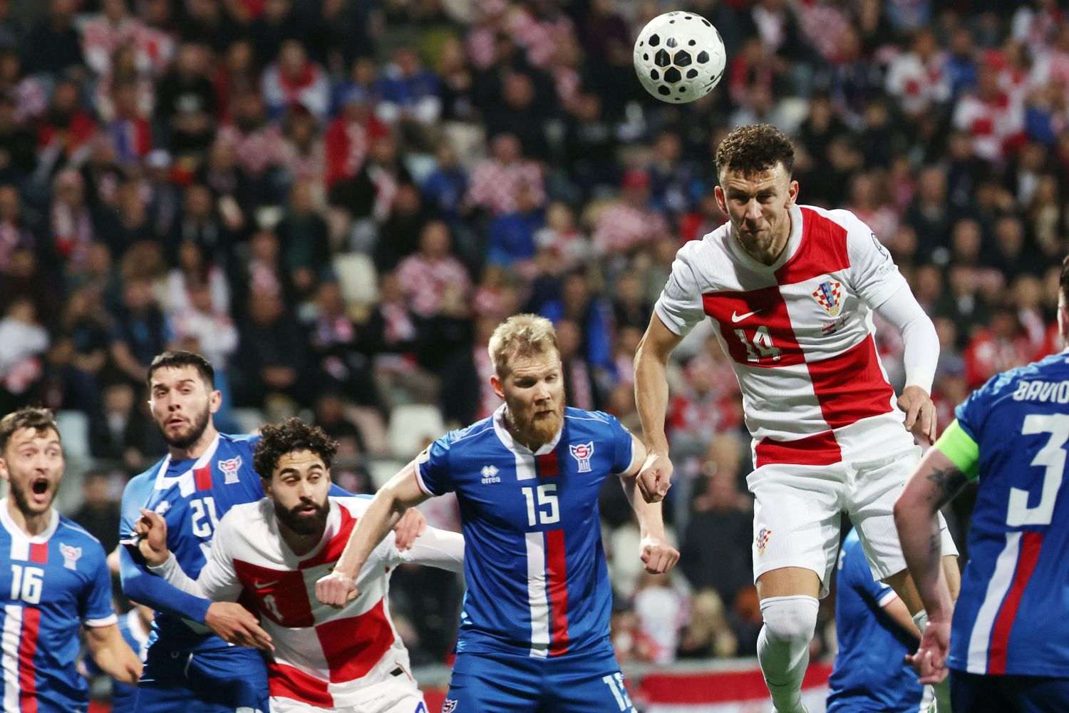 HRVATSKA POTVRDILA PLASMAN NA SP: Vatreni na Rujevici s 3:1 savladali Farske Otoke HRVATSKA POTVRDILA PLASMAN NA SP: Vatreni na Rujevici s 3:1 savladali Farske Otoke