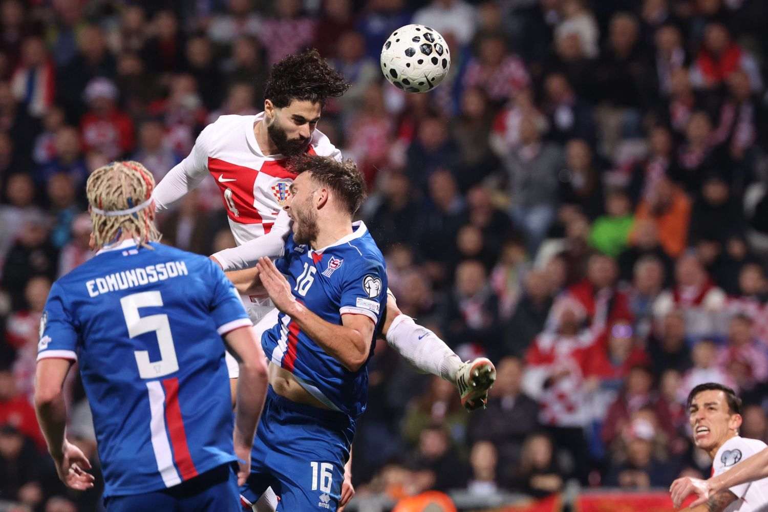 IZJAVE NAKON UTAKMICE: Dalić će odsad igrati s četvorica u obrani, Gvardiol i Musa presretni zbog plasmana na SP IZJAVE NAKON UTAKMICE: Dalić će odsad igrati s četvorica u obrani, Gvardiol i Musa presretni zbog plasmana na SP