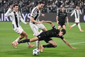 LP: Bayern sa Stanišićem u Parizu srušio PSG, Reala poražen od Liverpoola, Tottenham s 4:0 izbušio mrežu Kotarskog, Eintrachtu bod u Napulju LP: Bayern sa Stanišićem u Parizu srušio PSG, Reala poražen od Liverpoola, Tottenham s 4:0 izbušio mrežu Kotarskog, Eintrachtu bod u Napulju