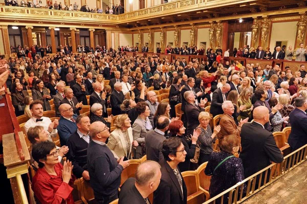 MEĐIMURSKA POPEVKA OSVOJILA BEČ: Ovacije Bečana Mariji Vidović i Dubrovačkim simfoničarima