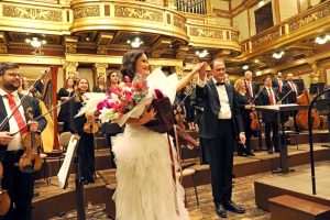 MEĐIMURSKA POPEVKA OSVOJILA BEČ: Ovacije Bečana Mariji Vidović i Dubrovačkim simfoničarima