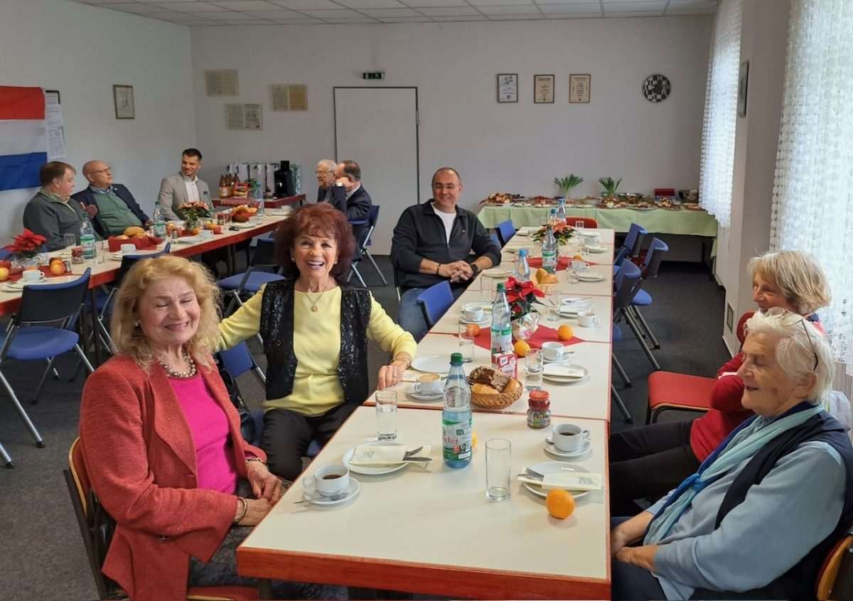 Doručak u Hrvatskoj zajednici "Croatia" Neu-Isenburg/ Foto: Fenix (SIM)