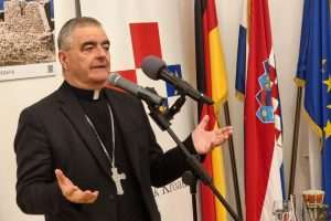 SVEČANO U BERLINU: Dojmljiva promocija autobiografskog romana Marijana Gubine „260 DANA“  