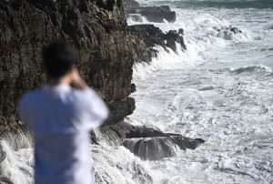 OLUJA CLAUDIA UZROKUJE PUSTOŠ: Ekstremno nevrijeme u Portugalu, izvanredno stanje u Južnom Walesu OLUJA CLAUDIA UZROKUJE PUSTOŠ: Ekstremno nevrijeme u Portugalu, izvanredno stanje u Južnom Walesu