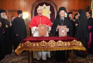 MOLITVA ZA JEDINSTVO SVIH KRŠĆANA: Papa Lav XIV. i patrijarh Bartolomej I. potpisali izjavu za zajedničku proslavu Uskrsa