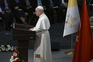 PAPA U POSJETU TURSKOJ: Sveti Otac izrazio nadu da će Turska služiti kao „izvor stabilnosti i zbližavanja među narodima“