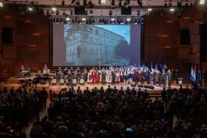 SPEKTAKULARNA 30. ŠIROKOBRIJEŠKA VEČER U ZAGREBU: Više od 1.700 gostiju na obilježavanju 35. godišnjice Zavičajna zajednica Široki Brijeg SPEKTAKULARNA 30. ŠIROKOBRIJEŠKA VEČER U ZAGREBU: Više od 1.700 gostiju na obilježavanju 35. godišnjice Zavičajna zajednica Široki Brijeg