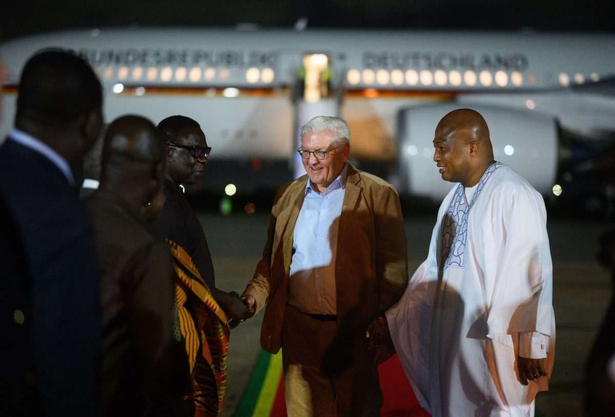 Frank-Waltera Steinmeier u Africi/ Foto: Bernd von Jutrczenka/dpa