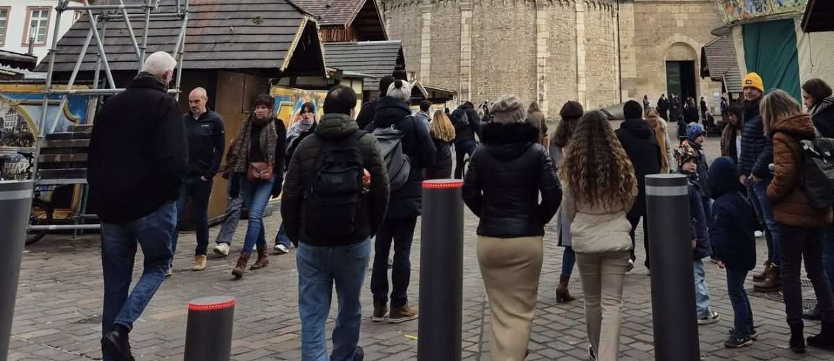 Postavljene zaštitne barijere na Božićnom sajmu / Foto: Fenix (MD)