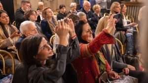 KLAPA CESARICE ODUŠEVILA RIM: Večer hrvatske tradicije u prestižnom Institutu Dante Alighieri Koncert klape Cesarice u Rimu / Foto: Fenix (MIC)