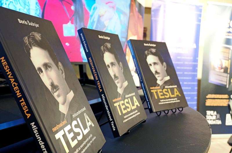 Knjiga / Foto: Nikola Zoko