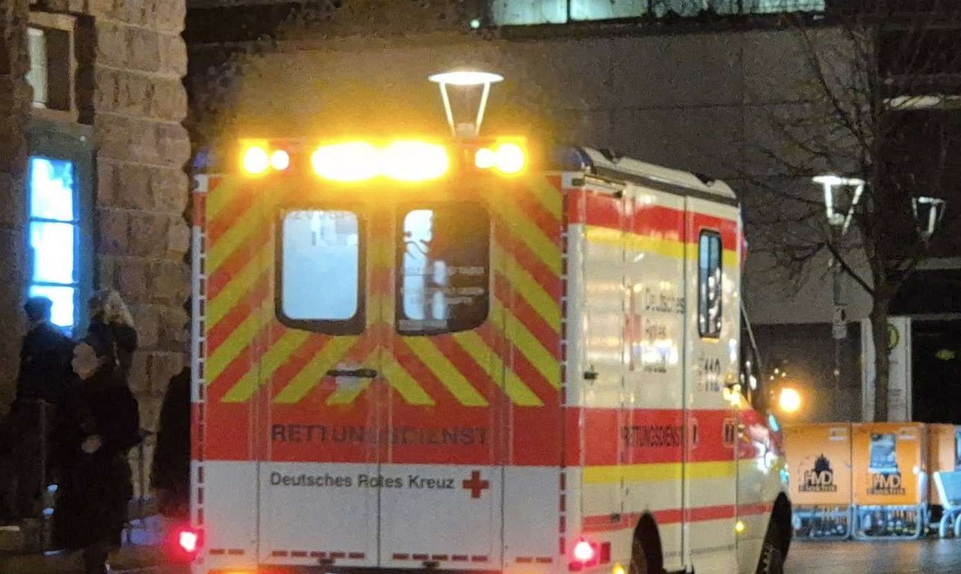 TRAGEDIJA U NJEMAČKOJ: Troje mrtvih nakon pada s turističke atrakcije