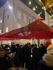 HRVATI OSVOJILI SALZBURG: Na božićnom sajmu ponovno oduševili svojim specijalitetima