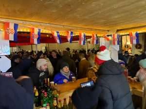 HRVATI OSVOJILI SALZBURG: Na božićnom sajmu ponovno oduševili svojim specijalitetima