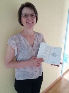 IVKA ILIĆ KOVAČEVIĆ U VEČERAS U MAINZU: Otac me nikada nije vidio, a majku sam viđala tek jednom godišnje Ivka Ilić Kovačević / Foto: Fenix (privatni arhiv IIK)