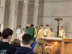 FRAMAŠI IZ MAINZA PORUČILI: Ne gledajte u mobitele, gledajte u ljude FRAMAŠI IZ MAINZA PORUČILI: Ne gledajte u mobitele, gledajte u ljude