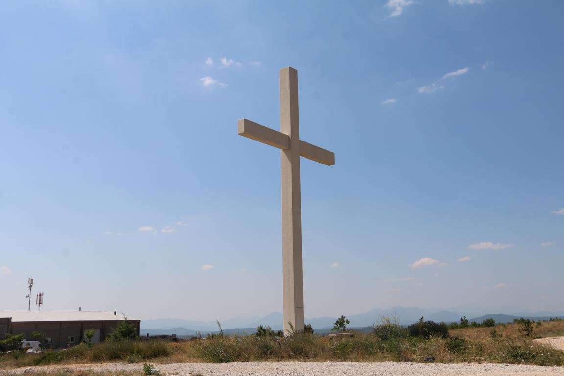 Križ na brdu iznad Mostara / Foto: Fenix (MD)