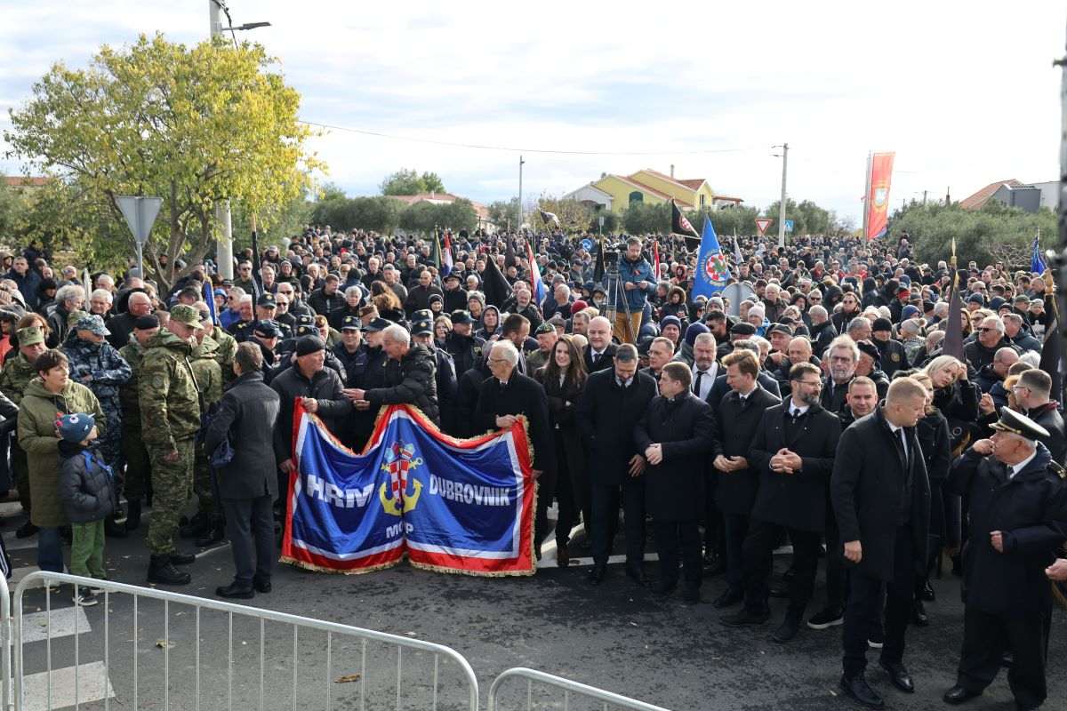 Obilježavanje 34. obljetnice stradanja Škabrnje