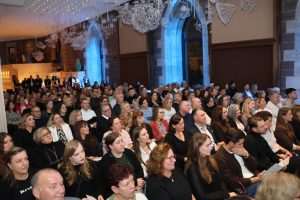 KLAPSKA NOĆ U STUTTGARTU: U starom dvorcu u samom srcu grada pjevale hrvatske klape Klapska noć u Stuttgartu / Foto: Fenix (Željko Cindrić)