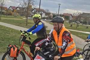 USUSRET DANU SJEĆANJA: Biciklisti iz Zagreba uputili se prema Vukovaru Tradicionalni maraton od Zagreba do Vukovara / Foto: Fenix (Pavo Jazvić)