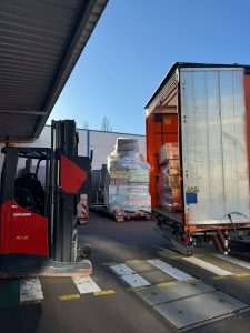 BOŽIĆ JE LJEPŠI UZ LANAC DOBRIH LJUDI: "Žene u Augsburgu i okolici" organizirale plemenitu humanitarnu akciju Humanitarna akcija/ Foto: Mijo Markotić