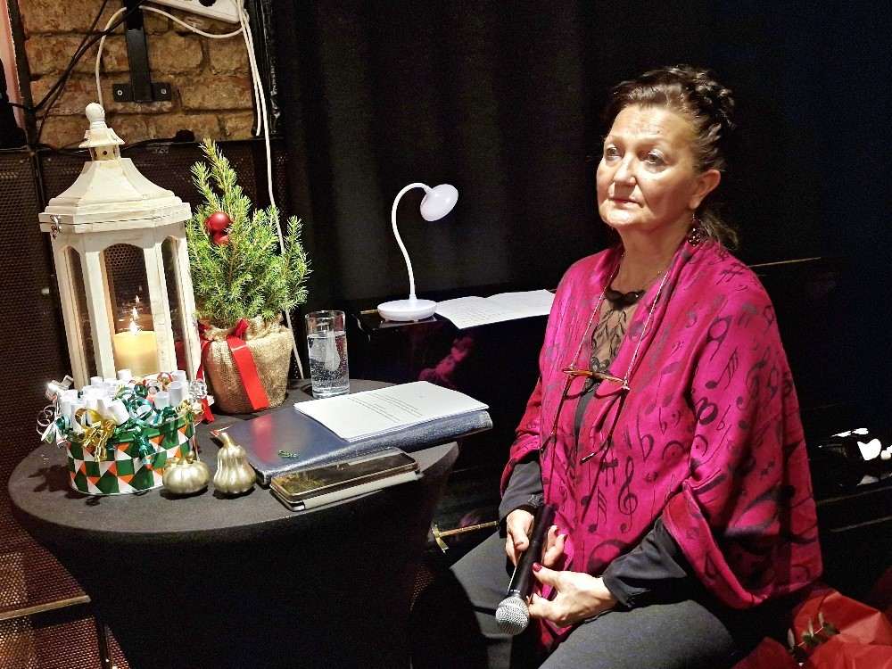 BOŽIĆNI KONCERT: Zbor “Otvorena srca” i Klapa “Staro vino” oduševili bečku publiku Pjesnikinja Maja Epp