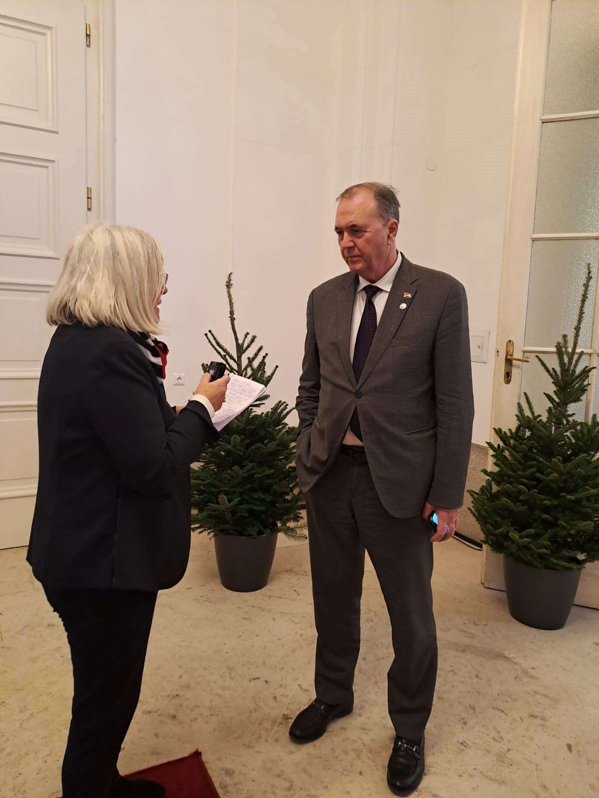 FRANO MATUŠIĆ U BEČU: Prema očekivanju glavna tema bila je ruska agresija na Ukrajinu. Hrvatska joj pomaže svojim iskustvima Državni tajnik Frano Matušić / Foto: Fenix (Martina Kušnjačić MVEP RH)