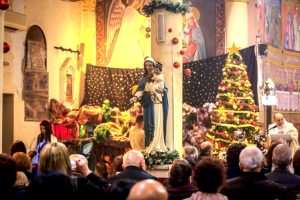 NAKON DVIJE GODINE RATA: Kršćani u Gazi proslavili Božić u Crkvi Svete obitelji