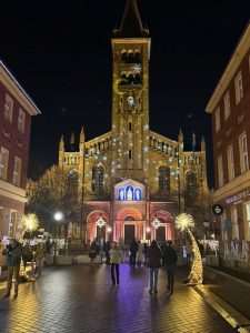 ČAROLIJA IZ VREMENA NJEMAČKOG CARSTVA: Božićni sajam u Potsdamu s običajima njemačke carske dinastije Hohenzollern ČAROLIJA IZ VREMENA NJEMAČKOG CARSTVA: Božićni sajam u Potsdamu s običajima njemačke carske dinastije Hohenzollern