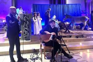 NA POZIV FRA IVANA GRUBIŠIĆA: Božićni koncert u Offenbachu/M sa Stijepom Gleđom Markosom i Maxom Hozićem polučio ogroman uspjeh NA POZIV FRA IVANA GRUBIŠIĆA: Božićni koncert u Offenbachu/M sa Stijepom Gleđom Markosom i Maxom Hozićem polučio ogroman uspjeh