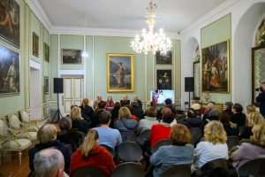 GOSTOVANJE GRADIŠĆANSKIH HRVATA: Predstavljene Putujuće panonska božićne jaslice u Dubrovniku