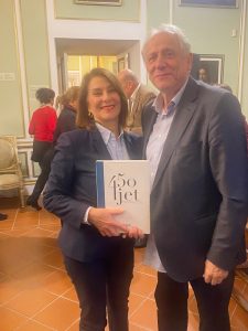 GOSTOVANJE GRADIŠĆANSKIH HRVATA: Predstavljene Putujuće panonska božićne jaslice u Dubrovniku