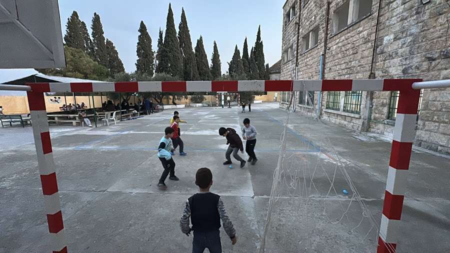 POVRATAK NAKON PAKLA RATA: Sirijski kršćani vraćaju se u sela nakon pada 61-godišnjeg Assadovog režima Kršćani se vraćaju u Siriju / Foto: Anadolu