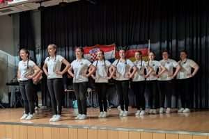 SVEČANO U GIEßENU I KLOPPENHEIMU: Bogat program proslave blagdana Sv. Nikole i darovi za djecu SVEČANO U GIEßENU I KLOPPENHEIMU: Bogat program proslave blagdana Sv. Nikole i darovi za djecu