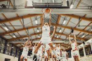 HAITERBACH: KK Komušina uz košarkašku utakmicu organizira i božićni sajam HAITERBACH: KK Komušina uz košarkašku utakmicu organizira i božićni sajam