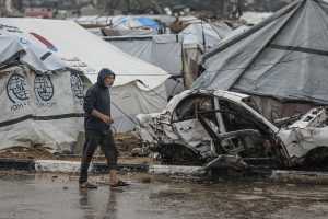 NEVRIJEME U GAZI: Jaki vjetrovi i obilne kiše dodatno pogoršali život raseljenih Palestinaca