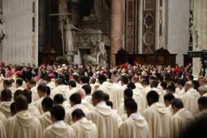 PAPINA KRITIKA MATERIJALIZMA: Iskrivljeno gospodarstvo tretira ljude kao robu