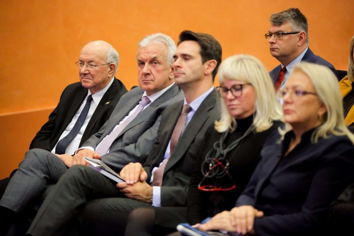 ZAGREB: Čović predstavio zbornik 'Hrvati u daytonskoj BiH - stanje i budućnost'