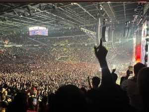 M.P. THOMPSON U ARENI ZAGREB: Izveo sve svoje najveće hitove, Tomaševića i Možemo nazvao „ekstremnom ljevičarskom sektom“